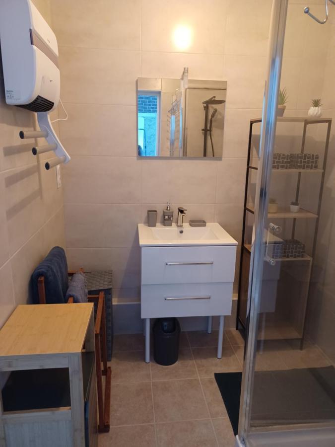 Chez Arthur Et Cie Luxeuil-les-Bains Bagian luar foto